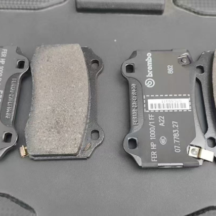 特斯拉煞車片Brembo